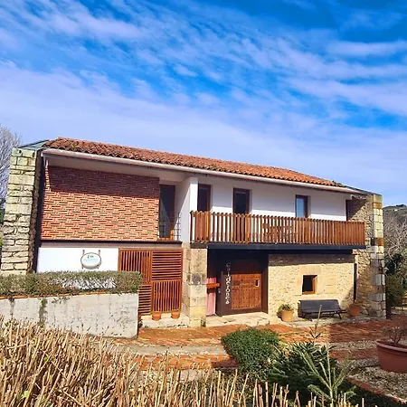 Calderones Hotel
