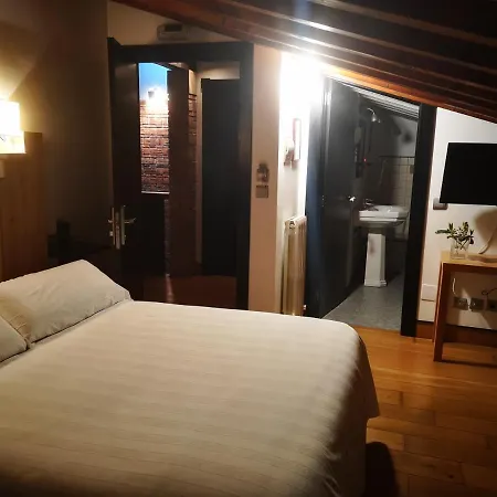 Hotel Calderones Santillana del Mar