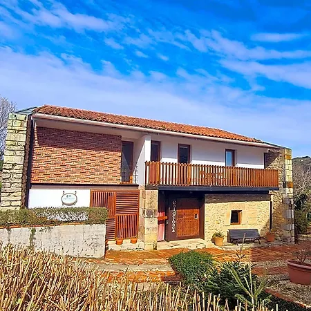 Calderones Hotel 3*