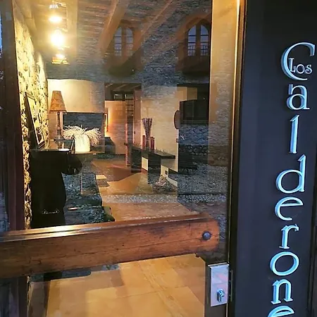 Hotel Calderones
