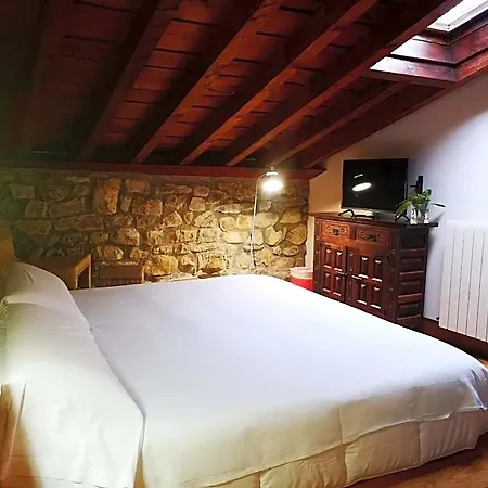 Calderones Hotel