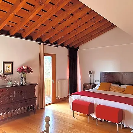 Hotel Calderones 3*