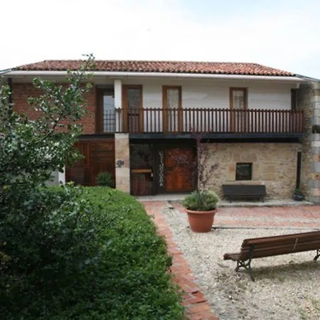 Calderones