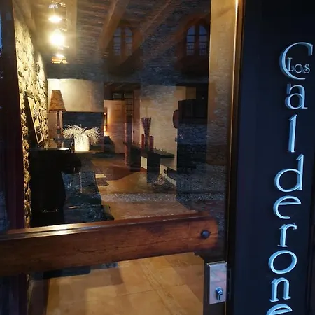 Hotel Calderones